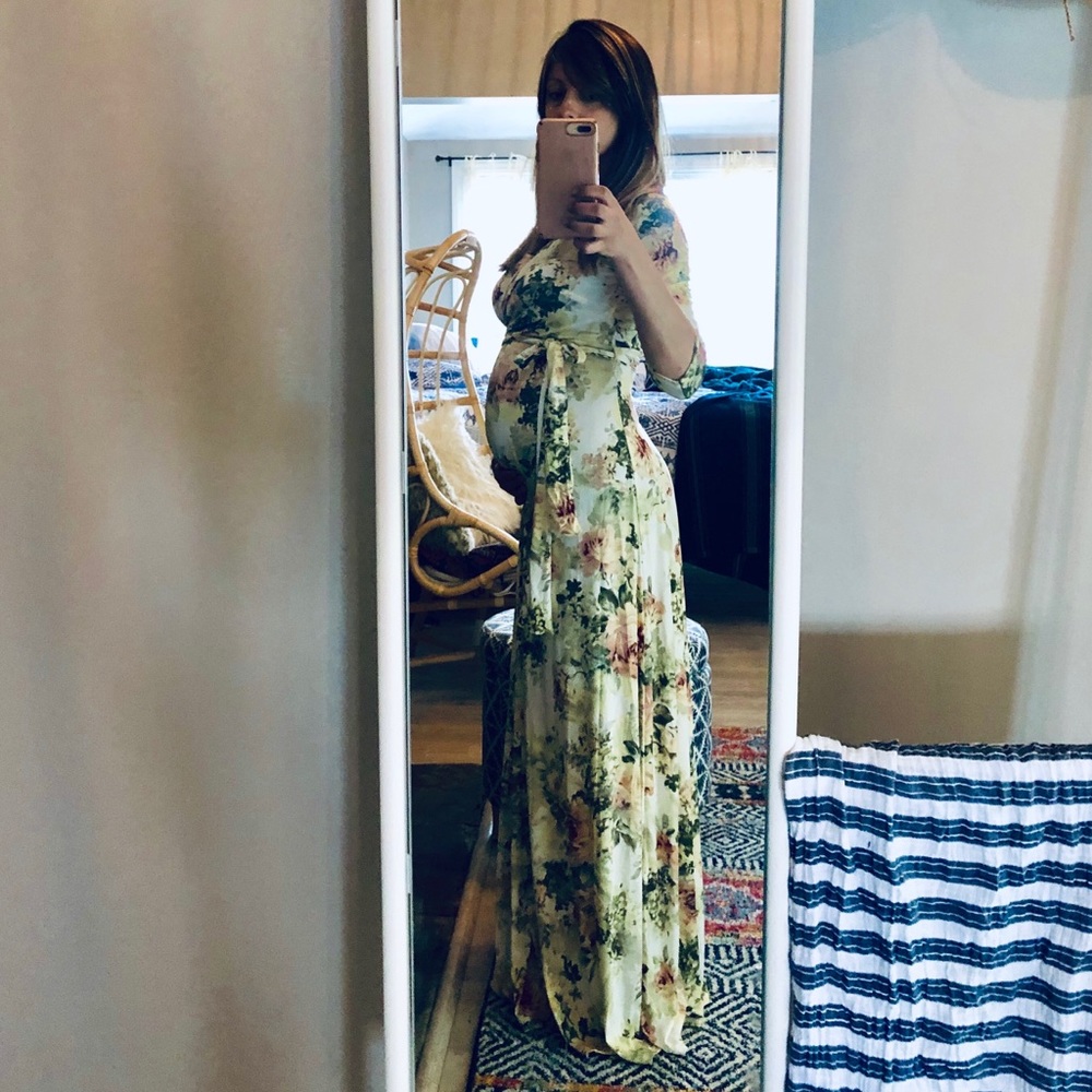 Maternity nursing maxi dress